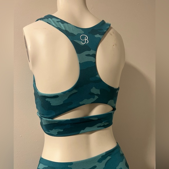 Bombshell Sportswear Green Camo Set - Picture 12 of 12